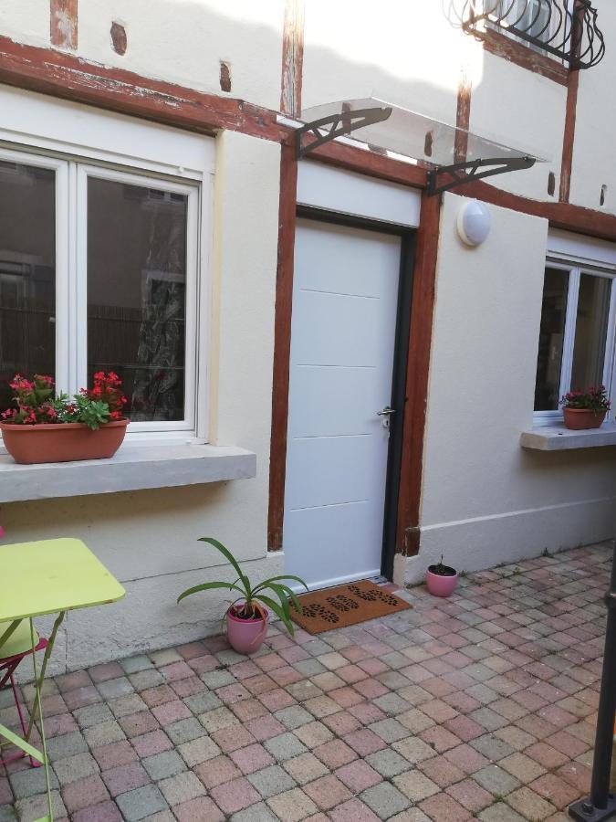 Zahra Dor Apartment Plombieres-les-Dijon